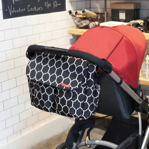 Skip Hop Dash Messenger Diaper Bag, Onyx Tile - سكيب هوب - Image 5