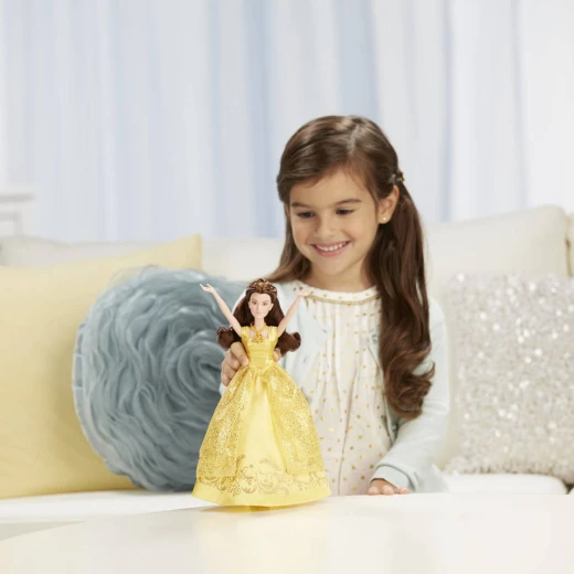 Disney Beauty and the Beast Enchanting Melodies Belle Doll - هاسبرو - Image 4