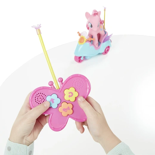 My Little Pony Pinkie Pie RC Scooter - هاسبرو - Image 5