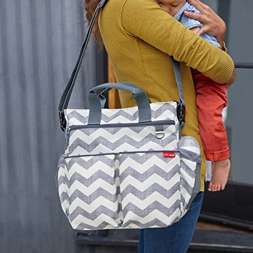 Skip Hop Duo Signature Carry All Travel Diaper Bag Tote with Multipockets, One Size, Chevron - سكيب هوب - Image 2