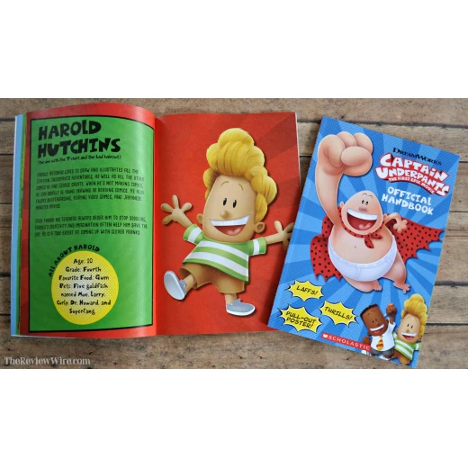 Scholastic: Official Handbook (Captain Underpants Movie) - سكولاستيك - Image 2
