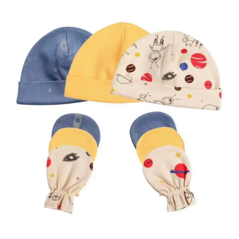 Colorland = (4) Baby Hat & Gloves 3 Pieces In One Pack - كولورلاند