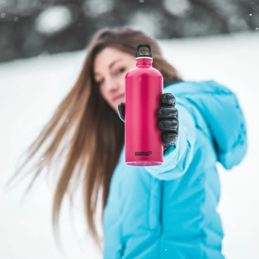 SIGG Water Bottle Traveller Deep Magenta Touch 0.6 L - سيغ - Image 2