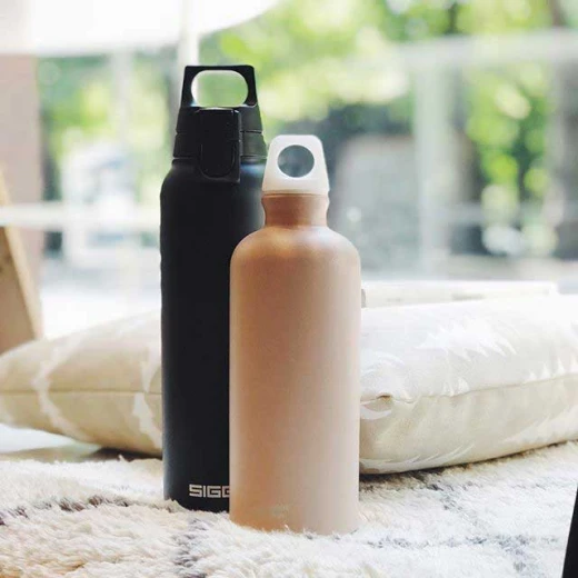SIGG Thermo Flask Hot & Cold ONE Shade Dark Bottle 0.5 L - سيغ - Image 3