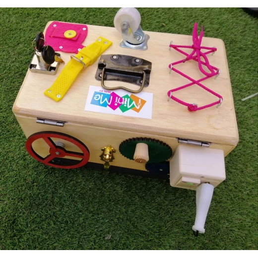 Mini Me Skills: Developed Lock & Latch Skills Box - ميني مي سكيلز - Image 2