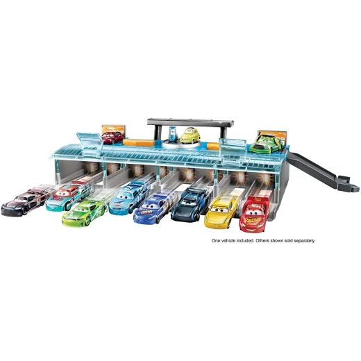 Disney Pixar Cars Ultimate Launcher, Carry Case with Lightning McQueen Toy Vehicle Disney Pixar Cars Ultimate Launcher, Carry Case with Lightning McQueen Toy Vehicle