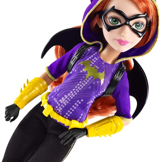 DC Super Hero Girl Batgirl Action Doll, with Realistic Facial Detailing, Iconic Ring Gear and Accessories - دي سي سوبرهيرو - Image 9
