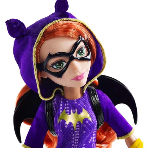 DC Super Hero Girl Batgirl Action Doll, with Realistic Facial Detailing, Iconic Ring Gear and Accessories - دي سي سوبرهيرو - Image 12