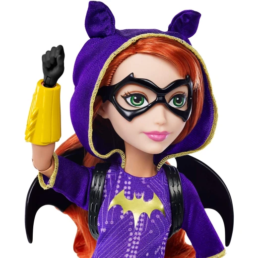 DC Super Hero Girl Batgirl Action Doll, with Realistic Facial Detailing, Iconic Ring Gear and Accessories - دي سي سوبرهيرو - Image 13