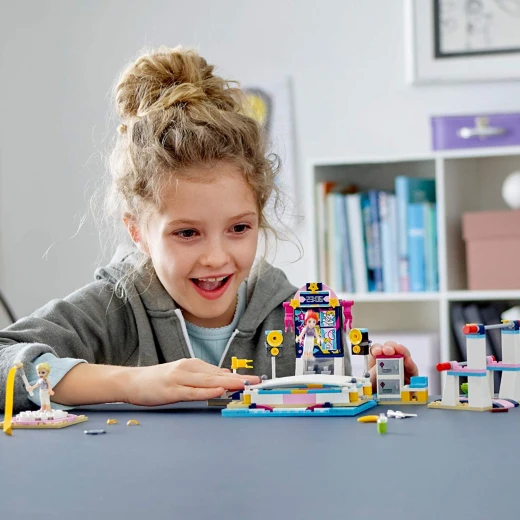 LEGO Friends: Stephanie's Gymnastics Show - ليجو - Image 3