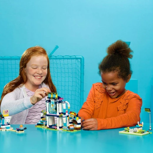 LEGO Friends: Stephanie's Sports Arena - ليجو - Image 3