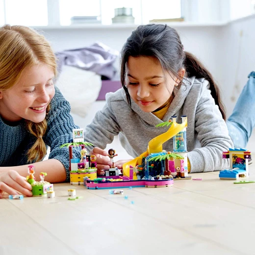LEGO Friends: Andrea's Pool Party - ليجو - Image 4