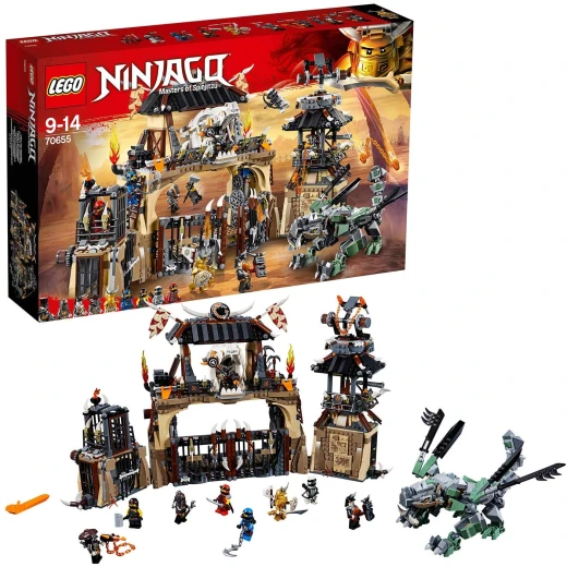 LEGO Ninjago: Dragon Pit, 1660 pieces. LEGO Ninjago: Dragon Pit, 1660 pieces.