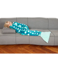 Kanguru The Sirena Kids Fleece mermaid blanket - Turquoise