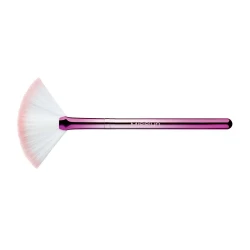 Misslyn Strobing Brush for Flawless Highlighter Application with Zipper Bag Makeup Tool