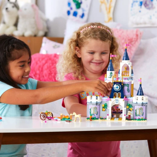Lego Cinderella's Dream Castle  585 Pieces - ليجو - Image 6