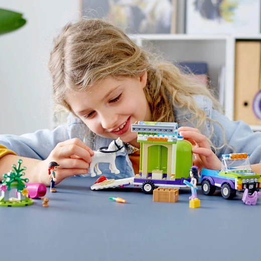 Lego Mia's Horse Trailer 216 Pieces - ليجو - Image 3