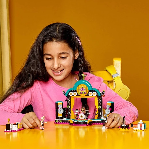 Lego Andrea's Talent Show 492 Pieces - ليجو - Image 2
