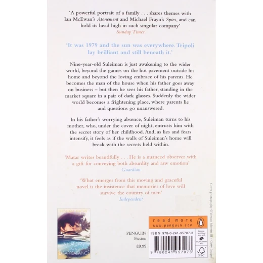 In the Country of Men, Paperback | 256 pages - بينجوين - Image 2