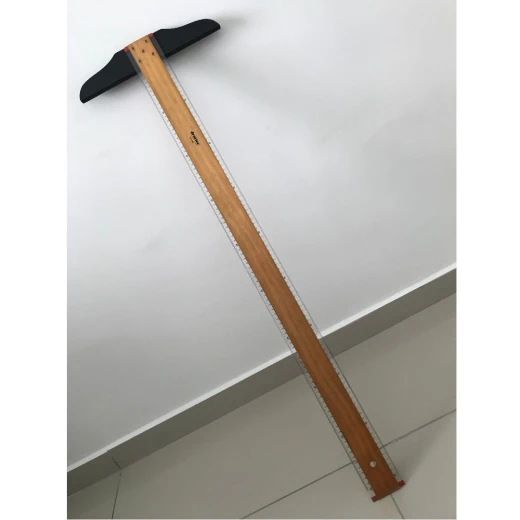 FC TE Square technic. wood    90cm