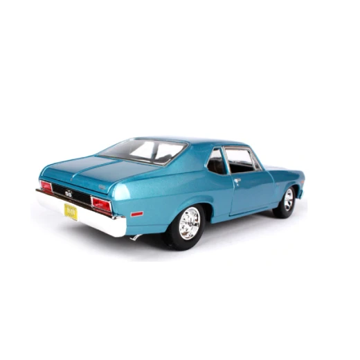 Maisto Chevrolet 1970 Nova SS Coupe Red 1/18 Diecast Model Car, Assorted - مايستو - Image 3