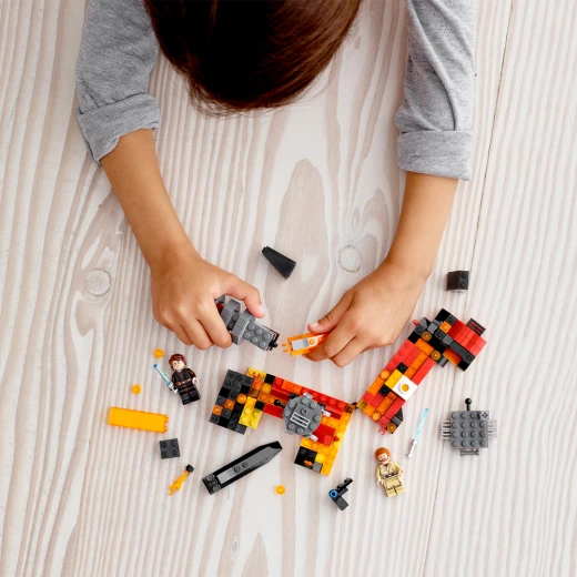 LEGO Duel on Mustafar - ليجو - Image 2