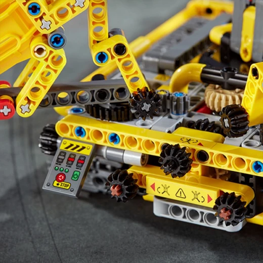 LEGO Compact Crawler Crane - ليجو - Image 3