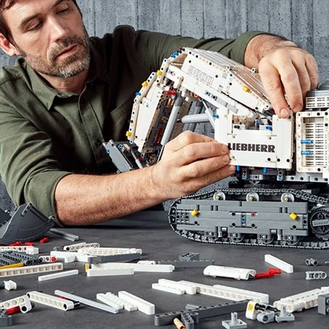 LEGO Escavator Liebherr R 9800 - ليجو - Image 7