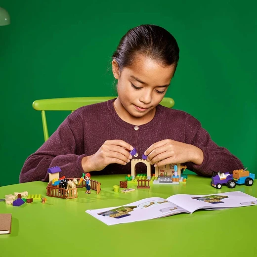 LEGO Mia's Foal Stable, 118 Pieces - ليجو - Image 3