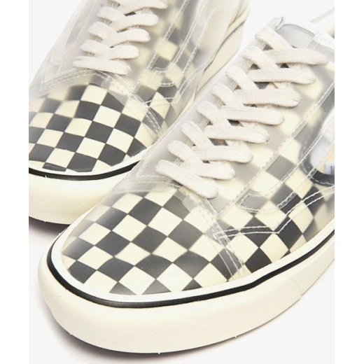 Vans Comfy Cush Slip-Skool Platform , US 4 Vans Comfy Cush Slip-Skool Platform , US 4