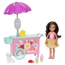 دمية عربة الآيس كريم وتشيلسي  كلوب ومجموعة اللعب من باربي -اشكال متنوعة - اختيار عشوائي - باربي - Image 2