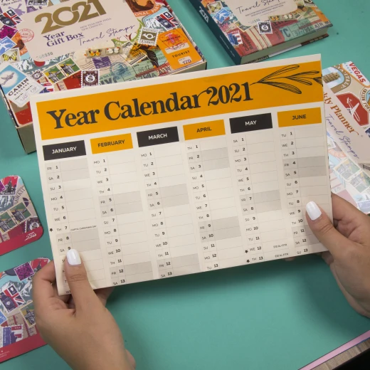 مجموعة الأجندة بتصميم ملصقات السفر من مفكرة ل 2021 - مفكرة - Image 18