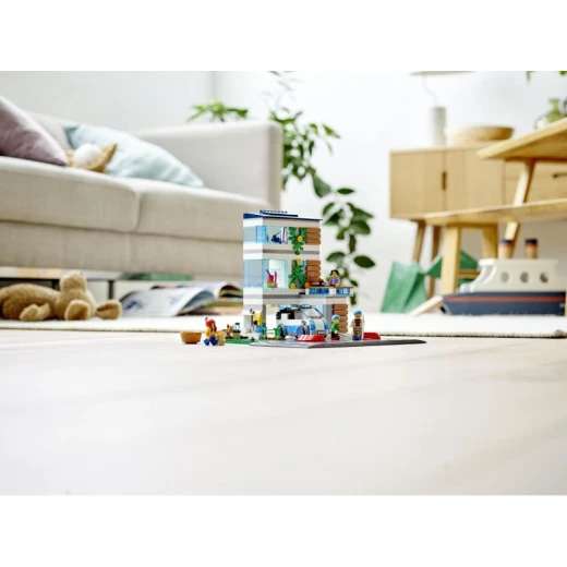 Lego City Family House 60291 - ليجو - Image 5