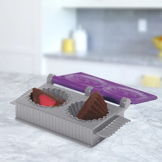 مجموعة اللعب بتصميم آلة حلوى الملونة بالألوان من بلاي دو - بلاي دوه - Image 3