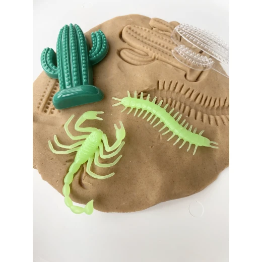 YIPPEE! Sensory Desert Playdough Kit by Mama Sima YIPPEE! Sensory Desert Playdough Kit by Mama Sima
