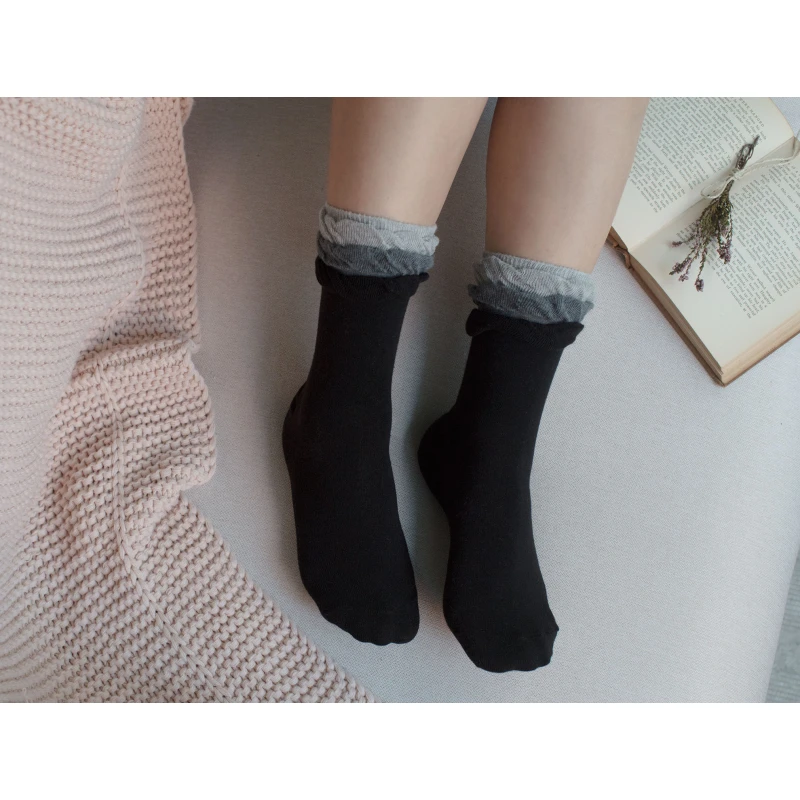 Madame Coco - Fleur Women's Ankle Socks, Black - مدام كوكو