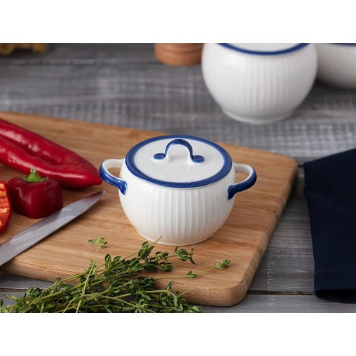 Madame Coco La Magie Du Bleu New Bone China Round Lidded Saucepan - White / Blue Madame Coco La Magie Du Bleu New Bone China Round Lidded Saucepan - White / Blue