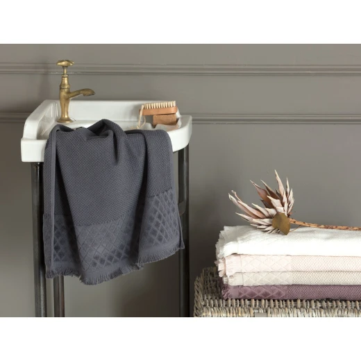 Madame Coco - Velvet Detail Bath Towel, Anthracite Madame Coco - Velvet Detail Bath Towel, Anthracite