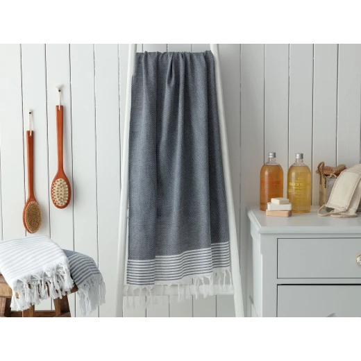 Madame Coco - Darell Peshtemal Beach Towel, White, Grey Madame Coco - Darell Peshtemal Beach Towel, White, Grey