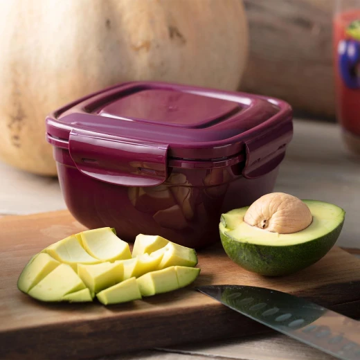 Madame Coco - Daily 2-piece Square Storage Container 900 - 1500 ml - Damson Madame Coco - Daily 2-piece Square Storage Container 900 - 1500 ml - Damson