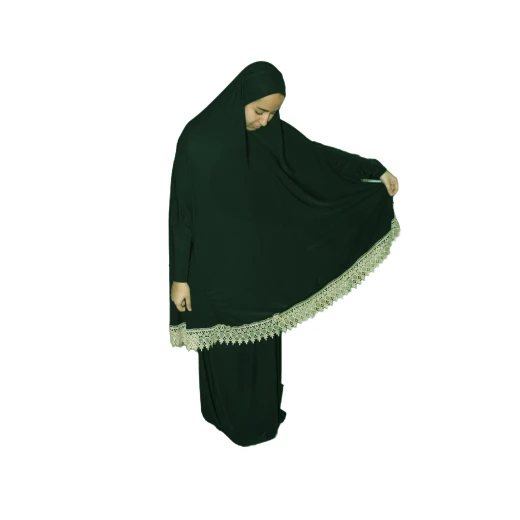 طقم صلاة نسائي بالكامل ، قطعتين ،باللون الأخضر مع دانتيل ذهبي طقم صلاة نسائي بالكامل ، قطعتين ،باللون الأخضر مع دانتيل ذهبي