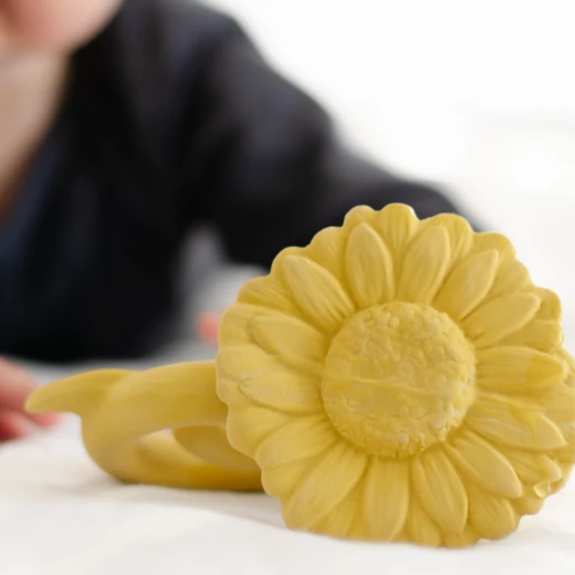 Skip Hop Teether Sunflower - سكيب هوب - Image 3