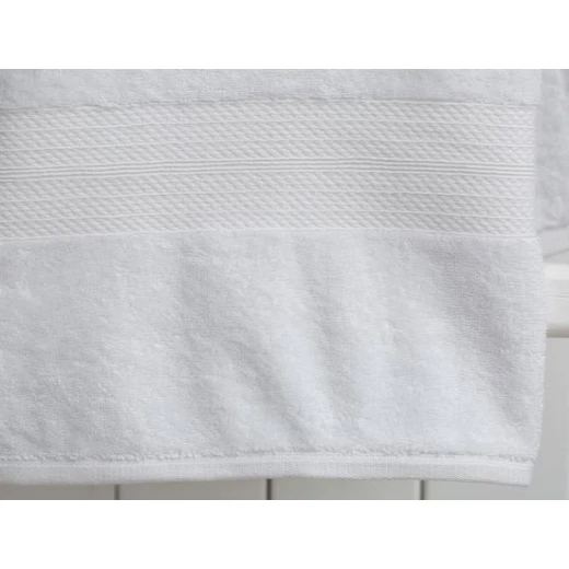 Madame Coco Roxane Bath Towel - White - مدام كوكو - Image 2