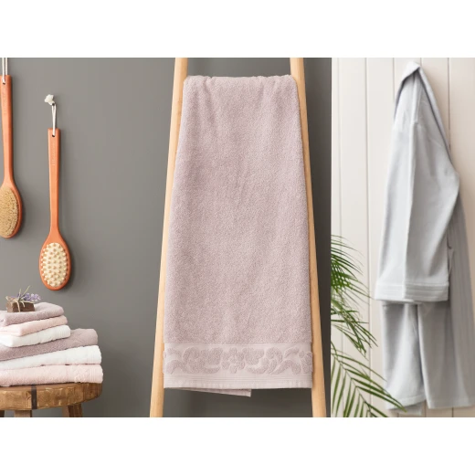 Madame Coco Tilda Border Jacquard Bath Towel - Piglet Pink