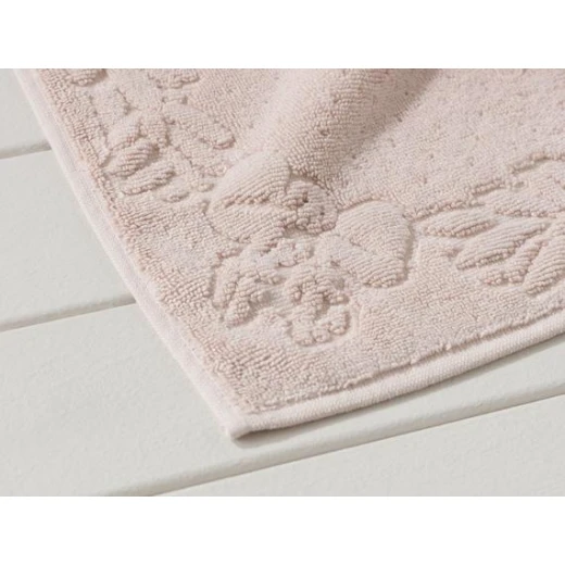 Madame Coco Daphne Foot Towel - Piglet Pink - مدام كوكو - Image 2