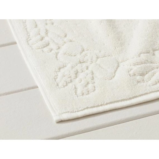 Madame Coco Daphne Foot Towel - Pearl - مدام كوكو - Image 2