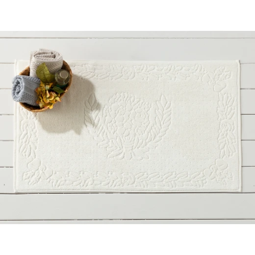 Madame Coco Daphne Foot Towel - Pearl Madame Coco Daphne Foot Towel - Pearl