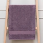 Madame Coco American Bath Towel - Burgundy - مدام كوكو