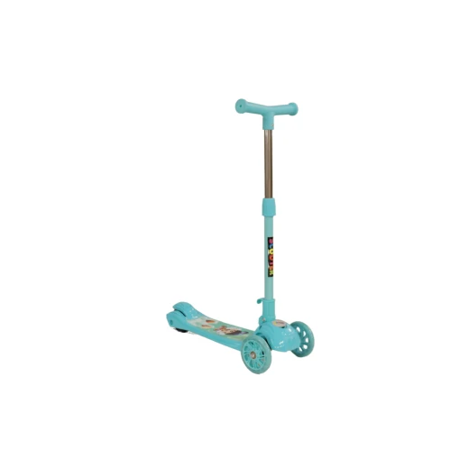 Scooter With two Front Wheels and One Back Wheel, Turquoise