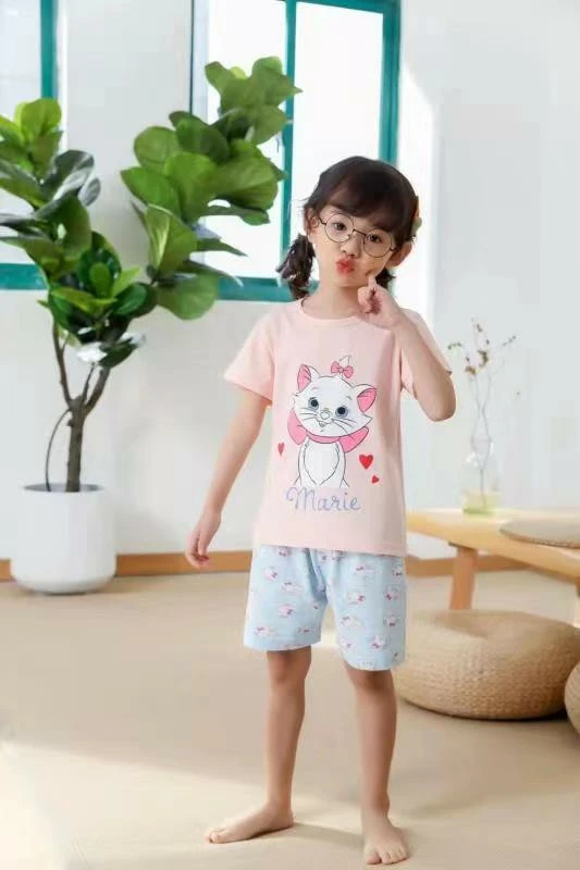طقم بيجامة تيشيرت نصف كم وسروال قصير بتصميم لولو كيتي ، 1-2 سنوات